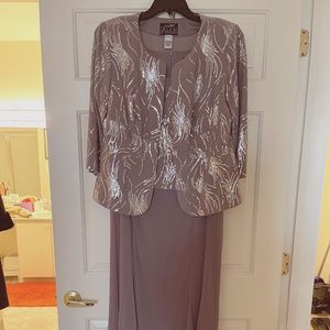Mother of the bride dress